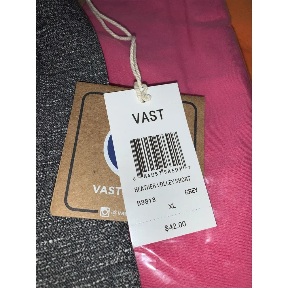Nwt Vast Men Size XL Grey Shorts‎
